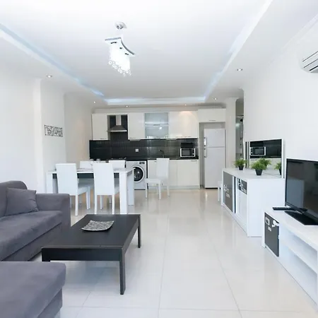 Marvelous With Shared Pool In Alanya
