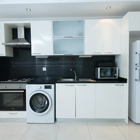 Marvelous With Shared Pool In Alanya