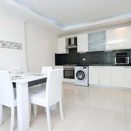Marvelous With Shared Pool In Appartamento *